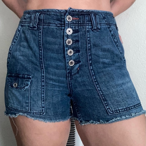Anthropologie Pilcro and the Letterpress The Wanderer Denim Button Up Shorts 29 - Picture 1 of 7